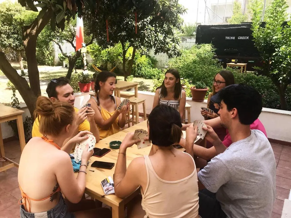 לצ'ה Urban Oasis Hostel 0*,