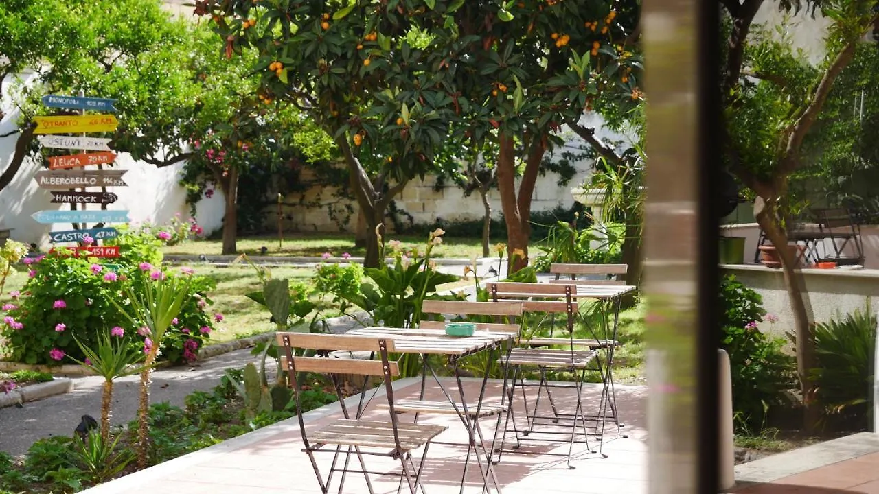לצ'ה Urban Oasis Hostel איטליה